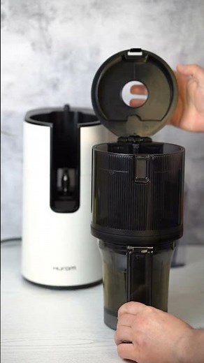 🛠️ Watch me assemble the Hurom H400 – it's easier than ever to get fresh, delicious juice! 🍊🍹