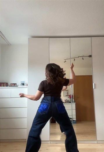 skip bros dancing on TikTok