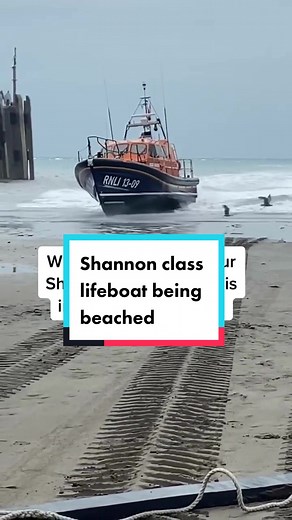 Intentional Beaching of Shannon Class Lifeboat