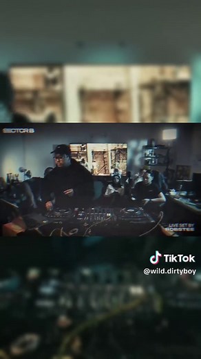 dubstep by ROBSTEE #yb #aaaclan #dj #dubstep #remix