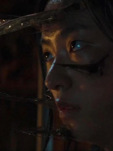 This Robot vs Alien Fight Is Insane And Has Zero Dialogue