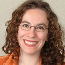 Naomi Novik | Keynote Speaker | AAE Speakers Bureau