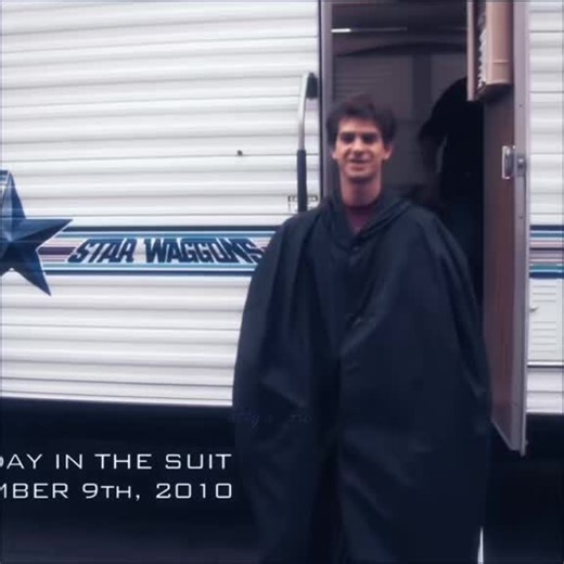 #ANDREWGARFIELD || repost because i have nothing to post and no motivation 🥹 - scp: aehollqnd perosn in the edit: andrew garfield colouring: mine - tags: #xyzabc #dontletthisflop #spiderman #andrewgarfieldedit - tasm theamazingspiderman theamazingspidermanedit fypp dontflop andrewgarfield behindthescenes