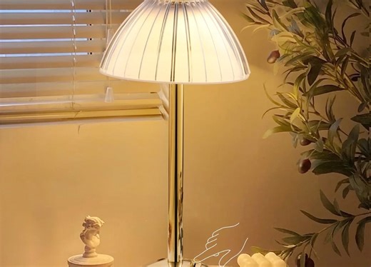 Walmart selling a cordless dimmable lamp for $18 - gives the 'perfect ambiance'