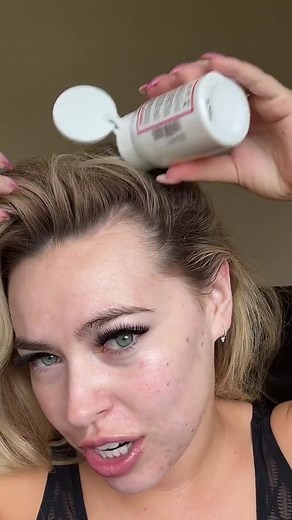 Long-Lasting Powder Dry Shampoo Review