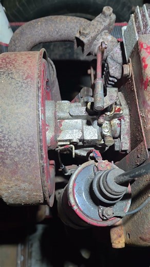 wheelhorse c120 choke cable freed up now too k301s