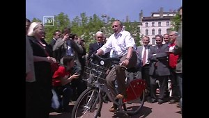 VIDÉO – Vélo en libre-service : 20 ans de révolution cyclable dans cette ville, pionnière en France - ICI