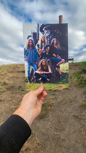 105K views · 10K reactions |  Layne Staley of Alice In Chains was born on this day in 1967. He would have turned 56. He is missed. ️ Here’s Alice In Chains at Seattle’s Gas Works Park in 1990.  by Annamaria DiSanto. #aliceinchains #laynestaley @aliceinchains | The Band Was Here | Facebook