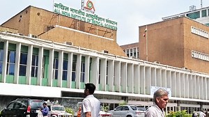 AIIMS debars professor from guiding PhD students after researcher attempts suicide