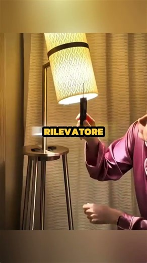 Prima notte in hotel 😱 Ha trasformato la stanza in una fortezza! 🏨🔒🔥