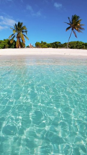 LA MEJOR PLAYA DE #PuertoRico 🏝🇵🇷 #PuertoRicoGram #PR #BadBunny #Culebra #Culebrita #Beach #IslaDelEncanto