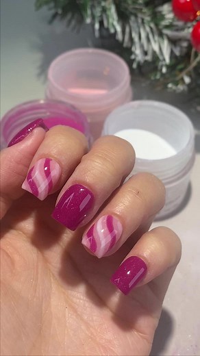 Swirl dipping nails tutorial 💅#dipnailstutorial #swirlnails #pinknails #dippowdernailsathome #nailsdipping #diynailsathome