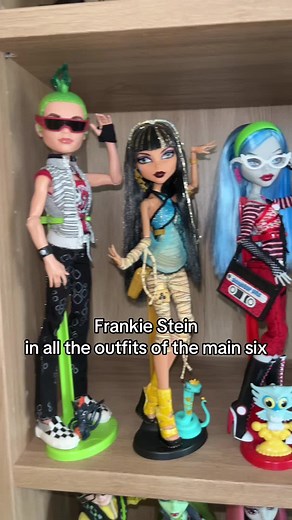 Frankie Stein in All Outfits of the Main Six