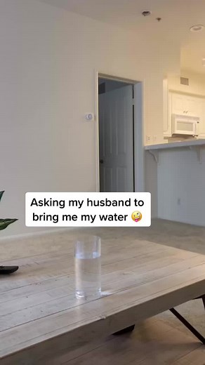 The way he slowly got more and more annoyed 😂 #couplecomedy #fyp #cou...