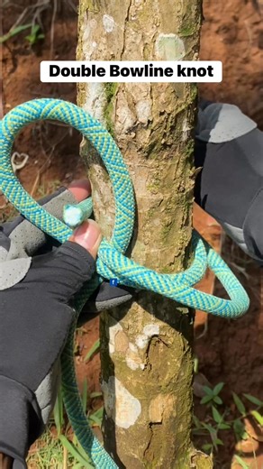 Bowline Knot - Often called the "King of the Knots" because it is essential and easy to untie even after holding a load. #diy #outdoors #diyproject #knots #tutorial #camping #fblifestyle #climbing #outdooradventures #outdooractivities | Egi Knot