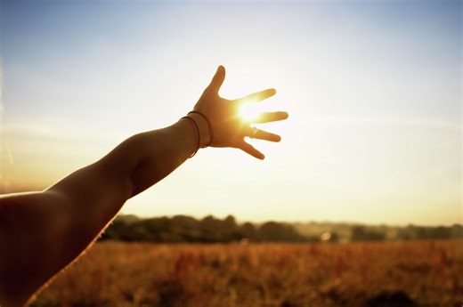 Taking five minutes a day to do this can improve happiness, study finds