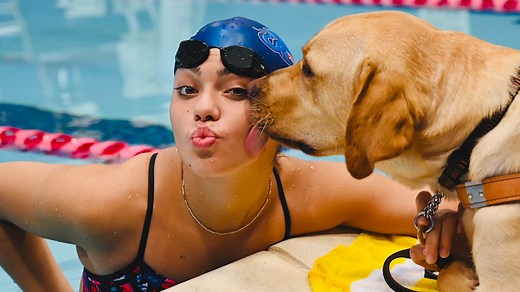 Teen relearns how to swim after losing eyesight