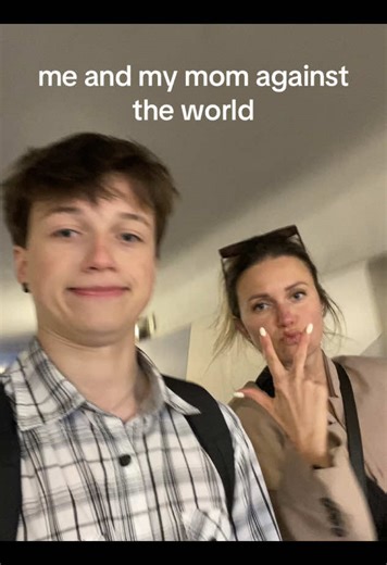 raitis raitais (@raitisraitais)’s videos with Thanksgiving in Sacramento - Jon Brion