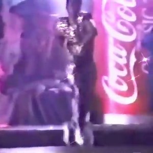 43K views · 1.6K reactions | 헖헔헡'헧 헕험헔헧 헧헛험 헙험험헟헜헡헚 That one time, back in 88' when we released a commercial with Coca Cola. It was a futuristic idea at the time and had several over the top dance moves to prove it. | Earth, Wind & Fire | Facebook