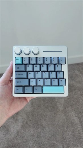 This Is What a Poppy One Handed Keyboard Sounds Like