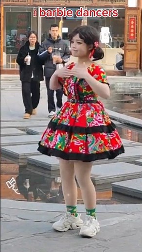Barbie Robot Dance | Creating the Perfect Robot Dance #barbie #dance #viral