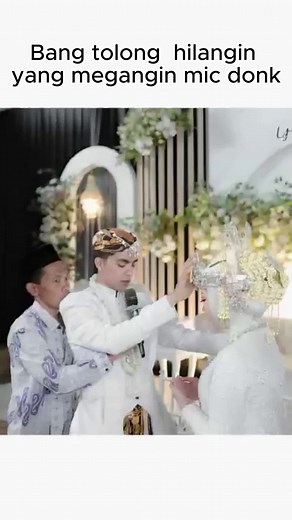 bang tolong hilangin yang megang mic donk #jasaeditfoto #jasaeditfotomurah #jasaeditfotokeren #vermakfoto #editfotokeren #photoshopskills #editfoto #editing #fyp