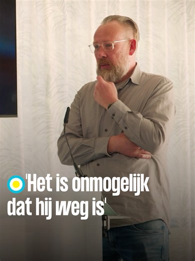 ‘Ik begraaf vandaag alleen zijn lichaam, want Job blijft voor altijd bij mij.’ 🤍 Tijdens de uitvaart van zijn zoon Job neemt Iwan afscheid. Job is vanaf zijn zesde af en aan ziek. Een proces dat zijn ouders al zo’n tien jaar bezighoudt. Job overleed op dinsdag 24 februari 2026. Eén ding is zeker: Job heeft een onuitwisbare, diepe indruk op alles en iedereen achtergelaten. Niemand uitgezonderd. 🕊️ #uitvaartvanjeleven #kroncrv