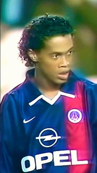 Ronaldinho Magic King Skills 🔥⚽😱