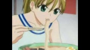 食べ過ぎてお腹が膨れた女の子　第2弾