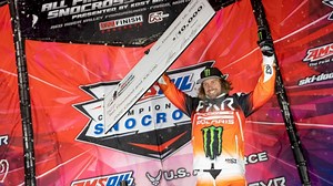 Snocross Recap: Snocross Flies Into Fargo for Season Opener - FloRacing