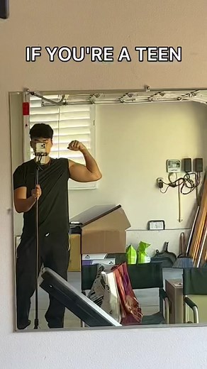 best at-home dumbbell bicep workout for teens #biceps #fitness #gym #workout #workoutroutine #bodybuilding #muscle #teen #tips #workouttips #athomeworkout #bicepworkout