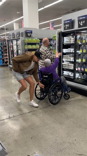 Elderly couple on SNAP benefits gets unexpected blessing ❤️ #fblifestyle #couplegoals | Jamie and Blake
