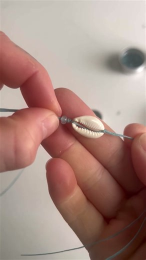Diy cowrie shell necklace tutorial with clasp #diycrafts #diynecklace #shellnecklace