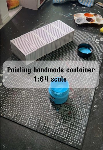 Handmade Shipping Container Diorama Scale 1:64