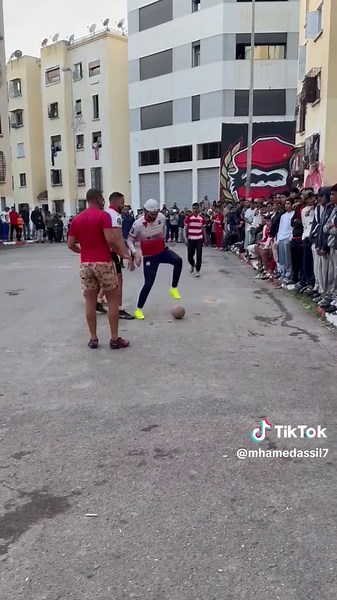 Mohamed Assil: Football Legend