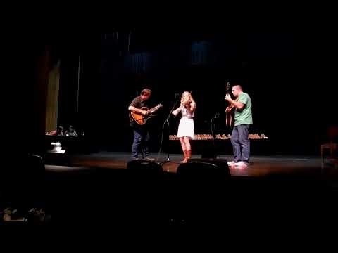 Annabel competes at the Oregon Old Time Fiddler's Association 2014 contest & joins a jam w/siblings