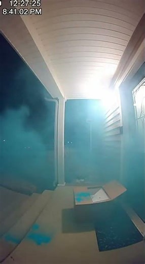 Package Thief Gets Instant Blue Powder Trap | Viral Doorstep Prank#shorts #pranks #funny