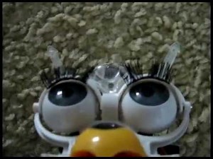 Comparing Original 1998 Furby to rip-off Baby Brainy