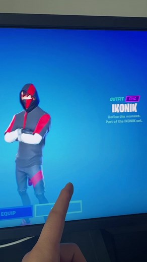 How to get ikonik for free! #fortnite #fyp #foryou #foryoupage #xyzcba