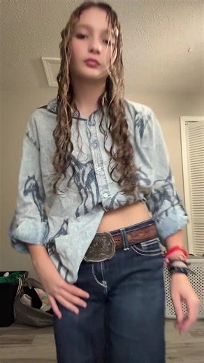 alliekessinger (@alliekessinger85)’s videos with original sound - Melissa Gibson❤️