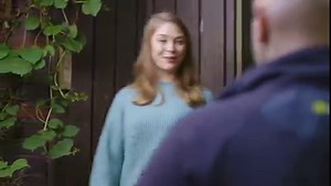 21K views · 30 reactions | DNA Koti 5G -yhteys on helppo ja takuunopea! 朗 Sen etuihin lukeutuvat mm. ammattilaisten suorittama asennus sekä oma ruuhkaton nettikaista, jonka avulla onnistuvat niin sujuvat etätyöt kuin viiveetön verkkopelaaminenkin. Katso tarkemmin videolta ja linkin takaa  dna.fi/koti5g | DNA | Facebook