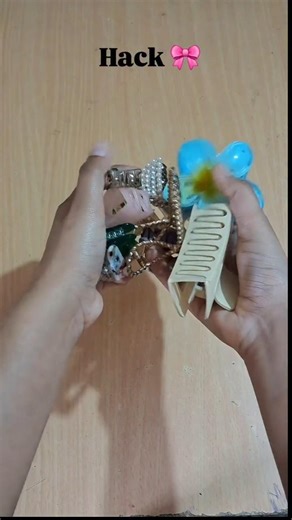 Simple and easy DIY hack 🎀 for ur claw clips 🫶 . Follow for more 💫 . . Hack,clawclip,clawcliphack