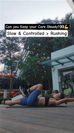 Dead Bug Exercise 💪 | Core & Stability