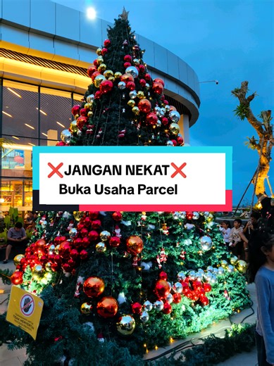 Setelah open PO pertama, setelahnya mau buka ragu bahkan ngga open lagi alhasil gagal 🥲 salah satunya karena cuma fokus ke isi parcelnya aja. Padahal ada hal teknis yang lebih penting! 🧐 1. ​Manajemen Stok: Jangan numpuk barang yang gampang kedaluwarsa atau musiman. (Kecuali kamu punya toko sembako sendiri ya, jadi bisa dijualin lagi) ​2. Teknik Packing: Parcel harus cantik tapi juga HARUS aman saat pengiriman. Pelajari tekniknya, di tiktok banyak tutorial mau ikut kelas juga boleh. 3. ​Pricin