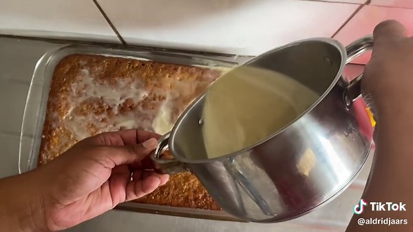 I make the best Malva pudding lol don’t come for me 🤣🤣 #fypシ゚ #fyp