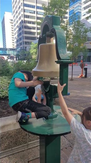CALGARY: 4K Walking Tour (Downtown, Chinatown & Peace Bridge) 🎥