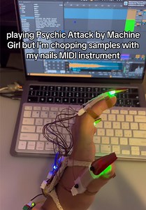 perfect match for my nails midi instrument #hyperpop #electronicmusic #experimentalmusic #machinegirl #musictech