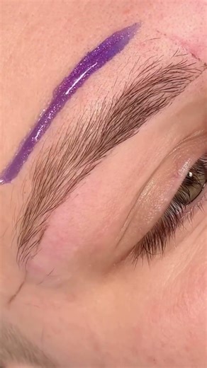 Waxing = the ultimate brow glow-up!