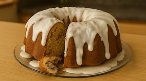 How to Make Vanilla Bundt Cake with Glaze
