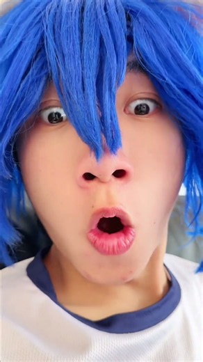 Sonic is having a great time playing at home #shorts #sonic #sonicthehedgehog #funny